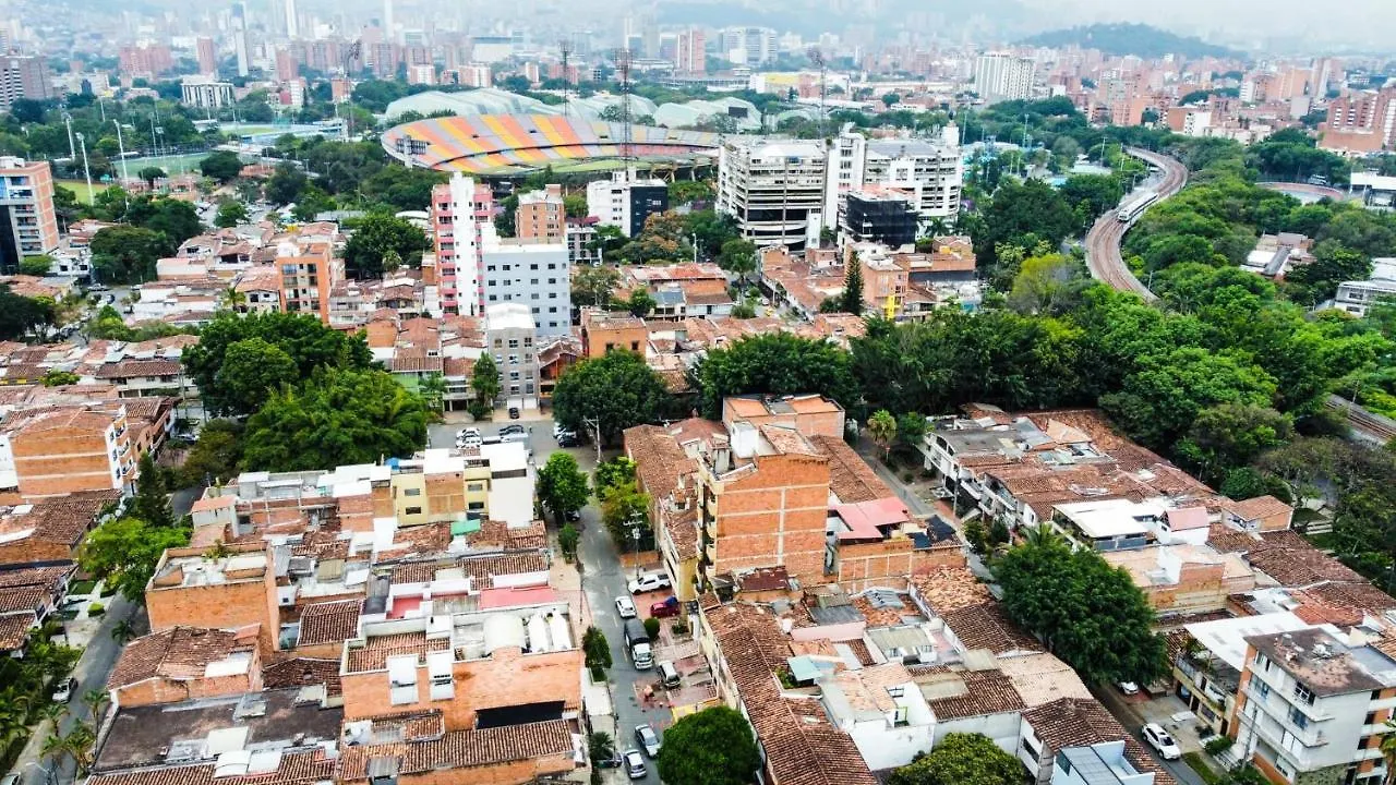 Alojamiento En El Corazon De Medellin Hab Privada B 0*,